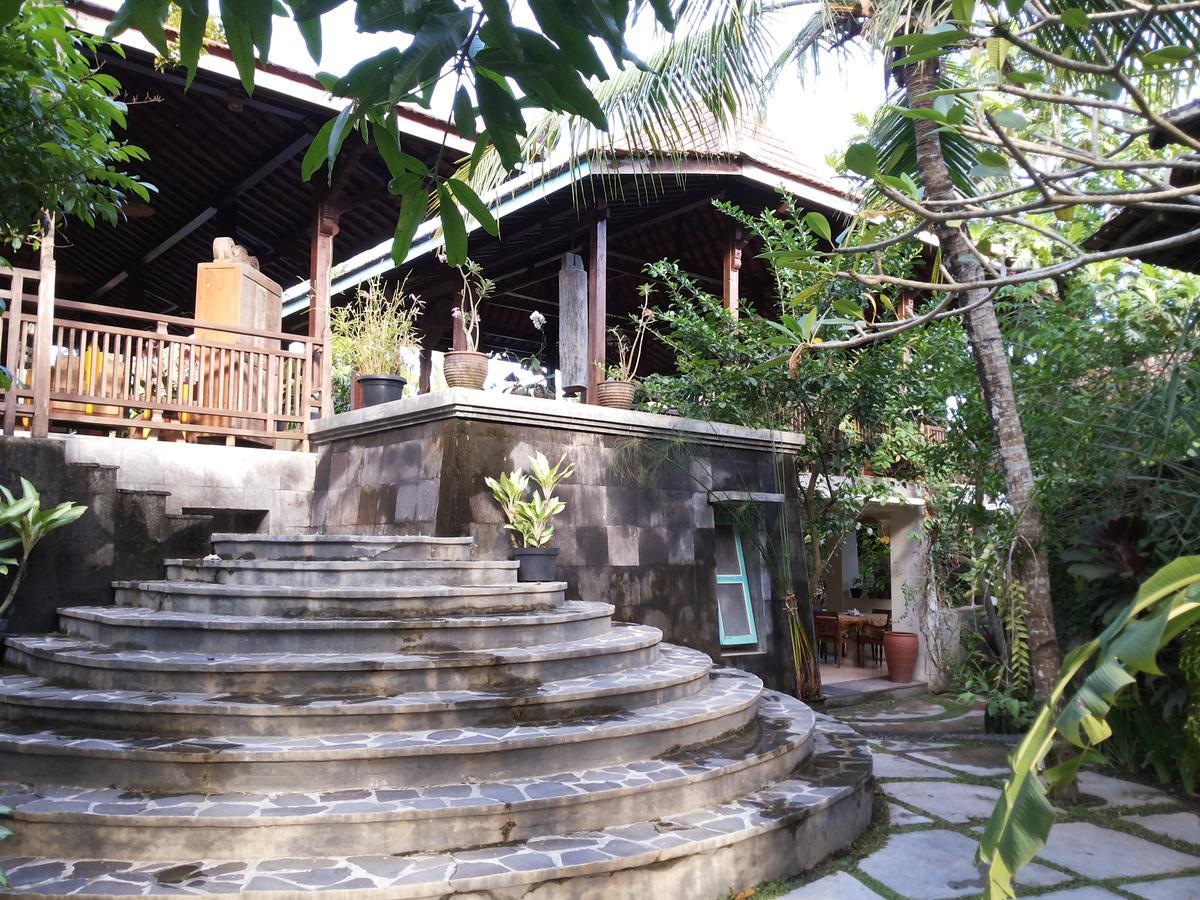 Puri Brata Hotel Bãi biển Bãi biển Parangtritis Ngoại thất bức ảnh